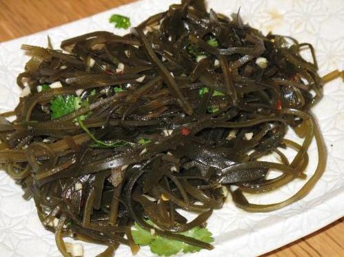 蒜茸海带的做法